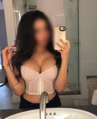 Mersin Gerçek Escort Bölgesinde Yaşayan Spor Tutkunu Genç Kız: Aysu
