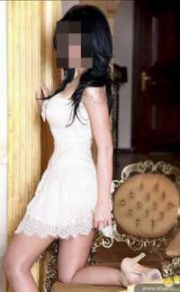 Mersin Ucuz Escort: Hafif, Renkli ve Olgun Bayan Profili
