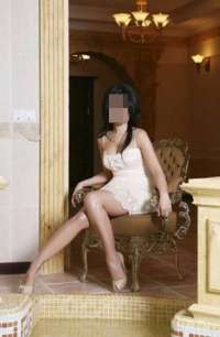 Mersin Ucuz Escort: Hafif, Renkli ve Olgun Bayan Profili